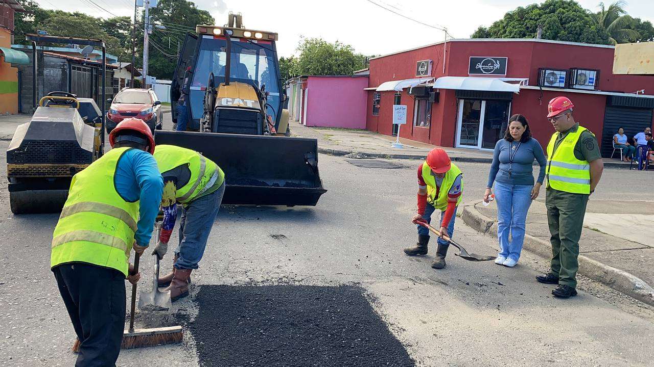 Más de tres mil toneladas de asfalto se han colocado en Barinas