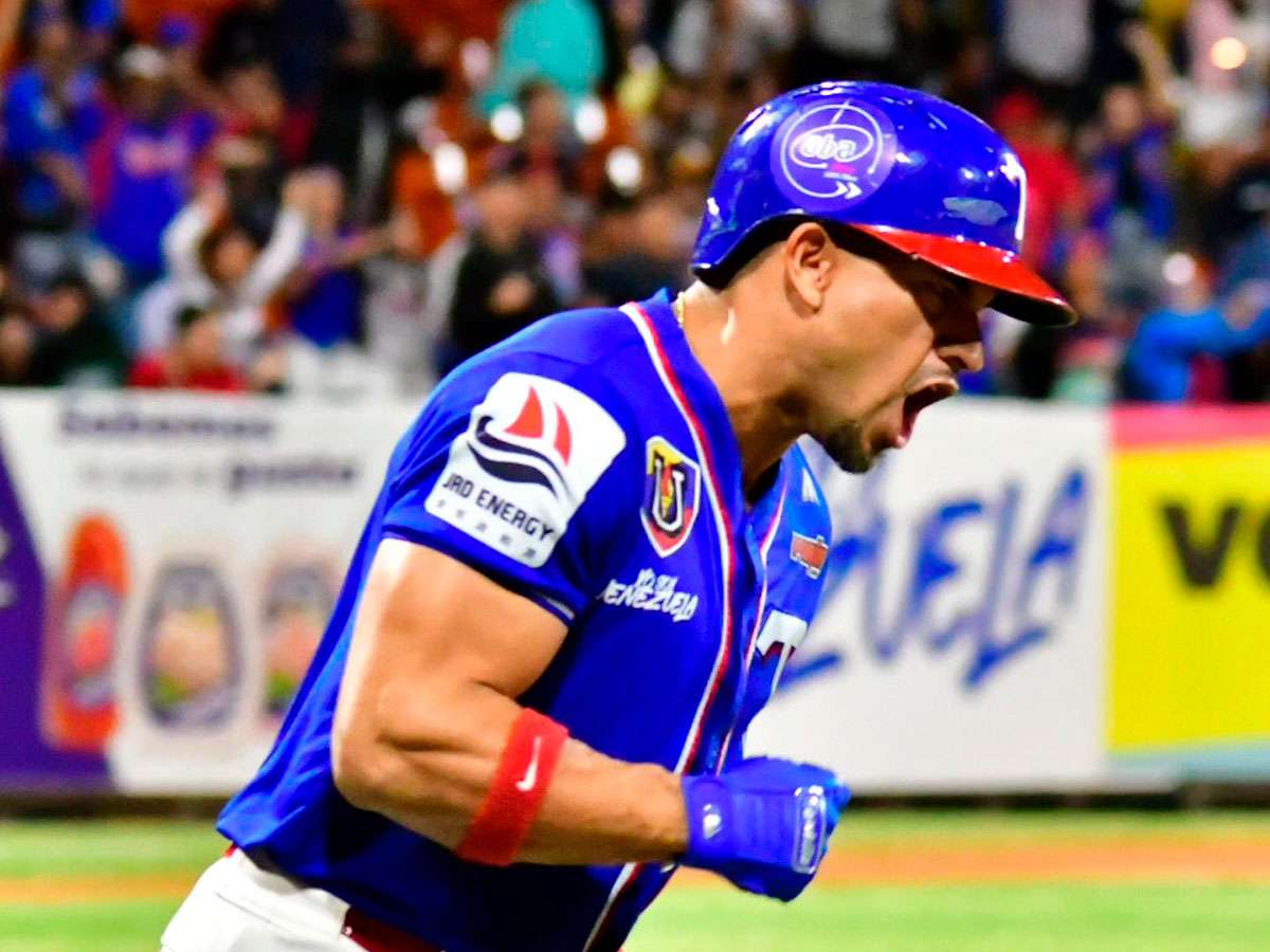 Franklin Barreto confirmó su presencia con Tiburones