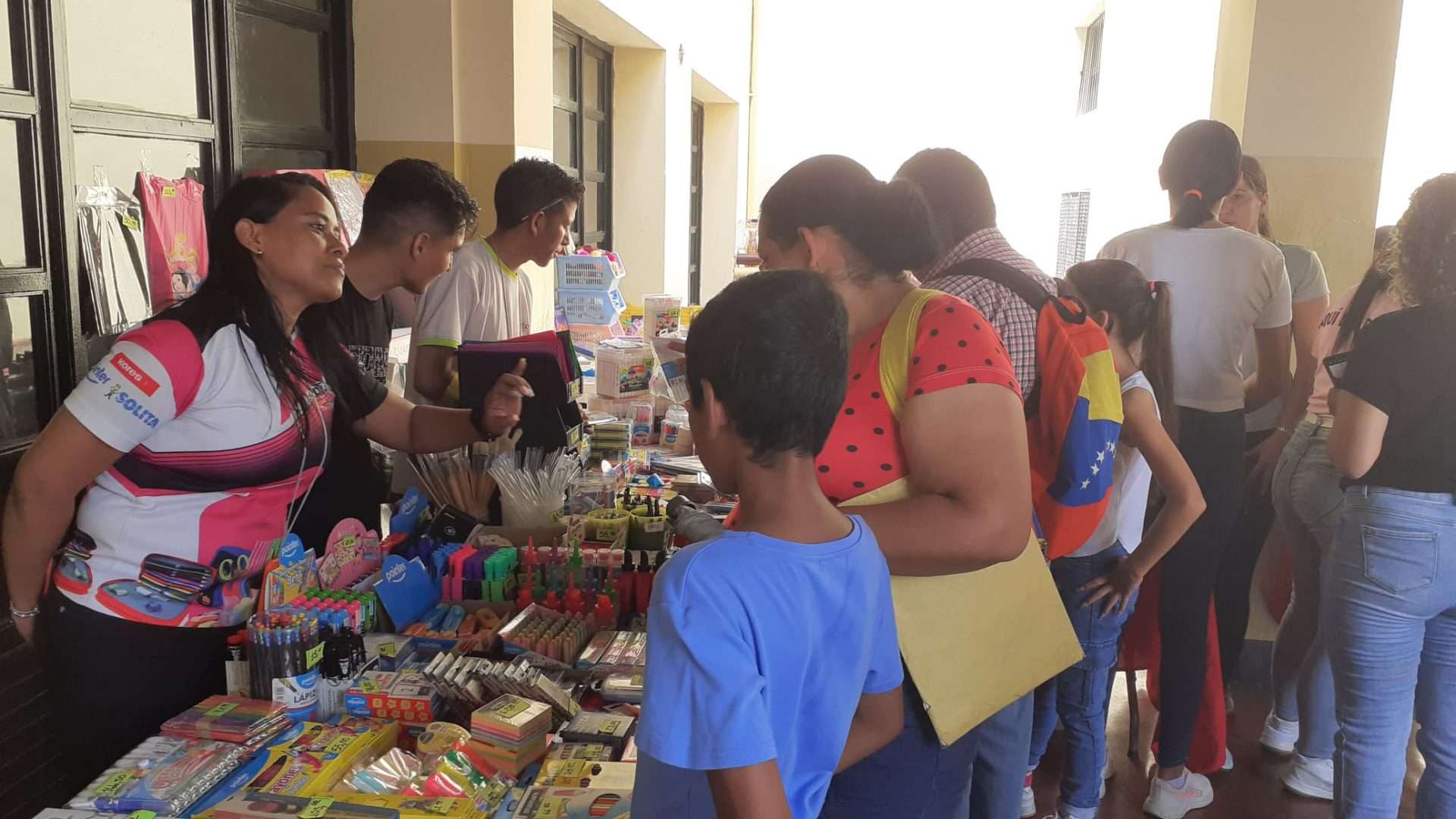Inicia Feria Escolar en Yaracuy con útiles y materiales escolares a precios justos
