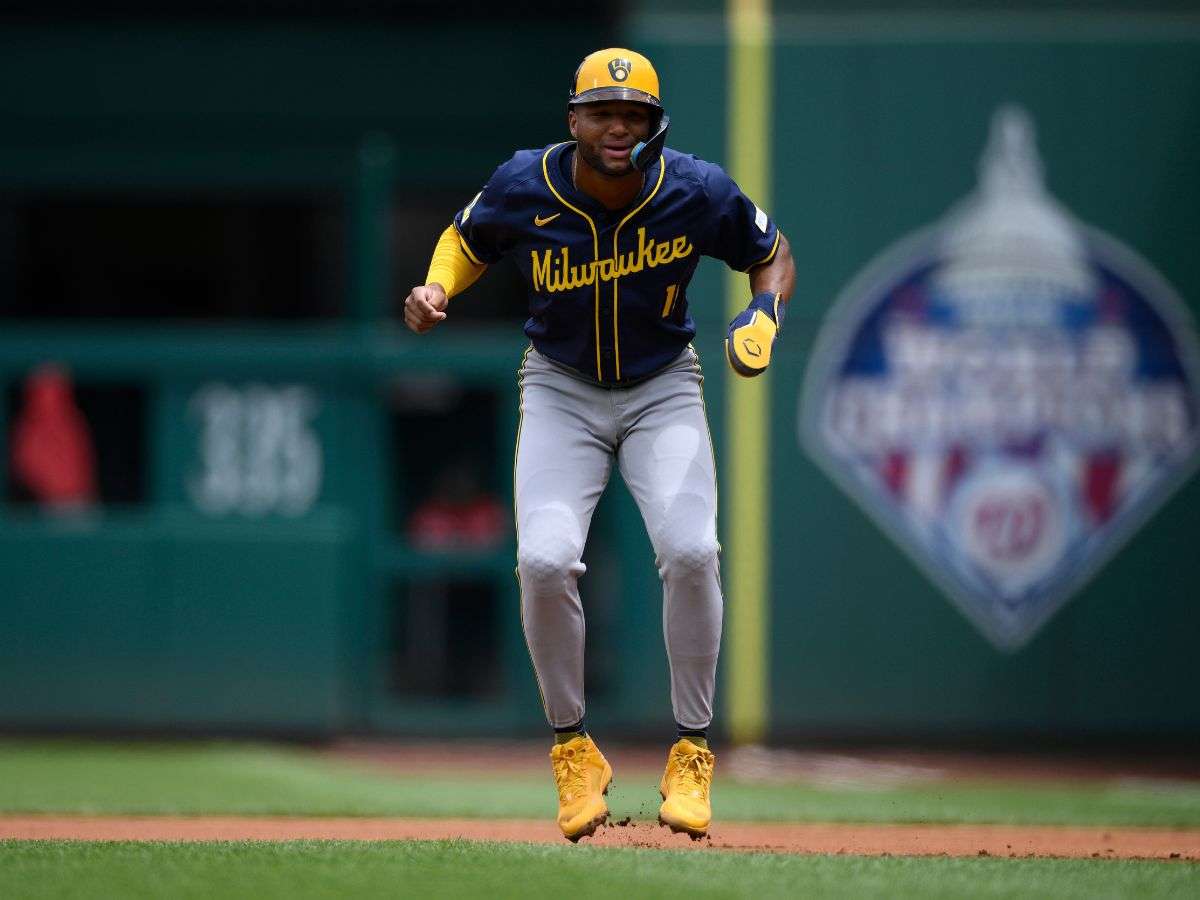 Jackson Chourio superó marca de Hank Aaron