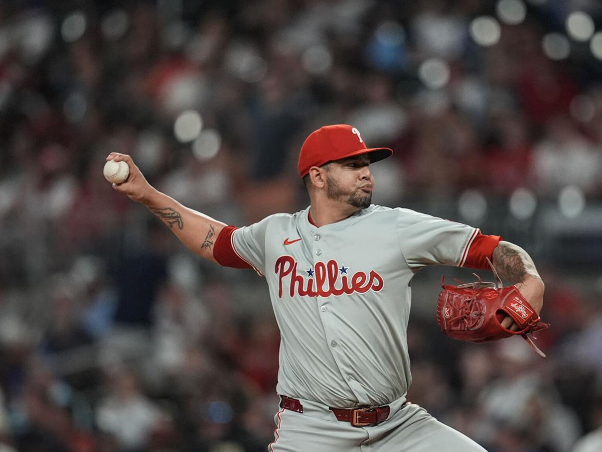 José Ruiz aprieta en bullpen de Filis