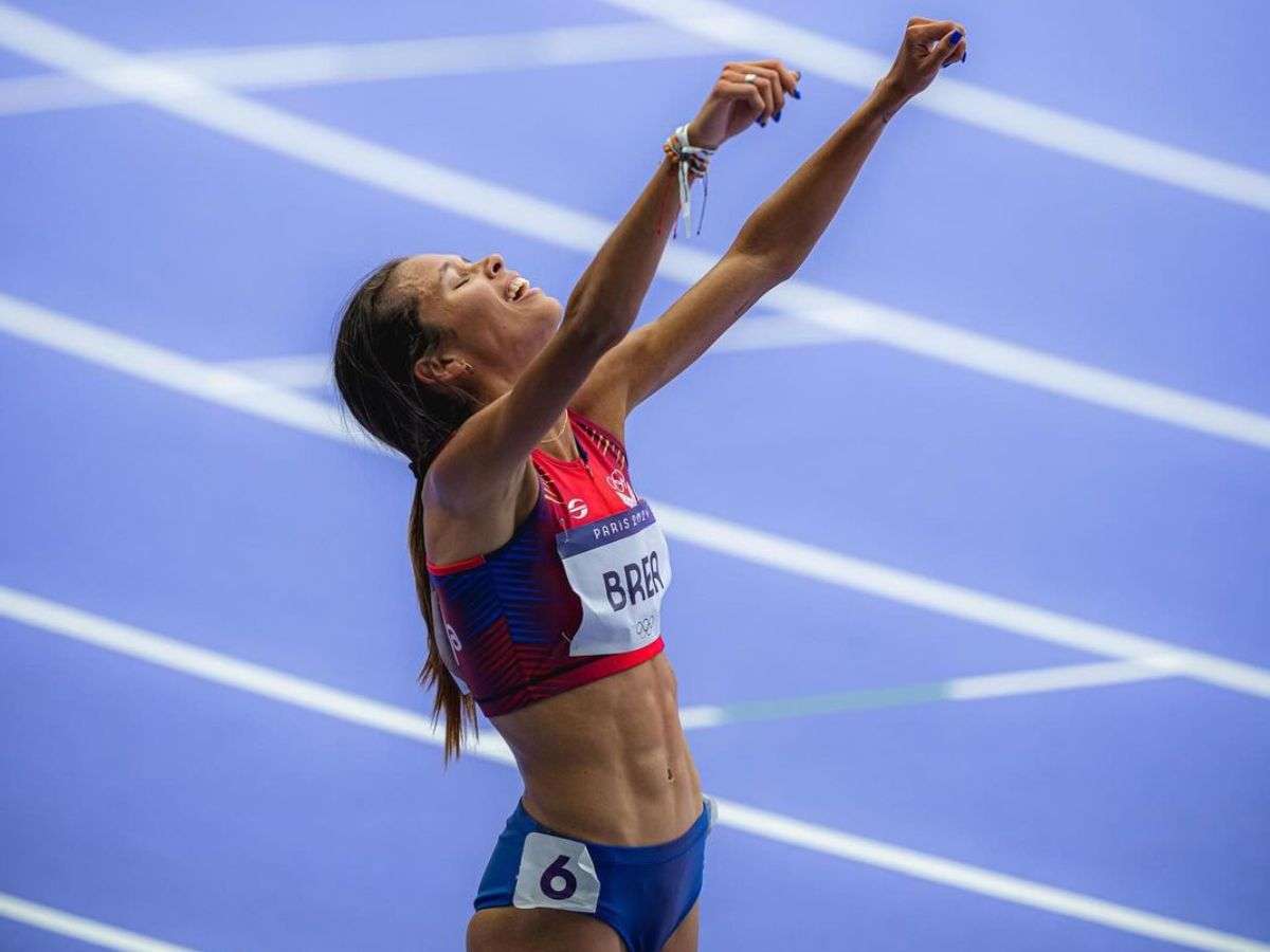 Joselyn Brea se complica en los 1.500 metros