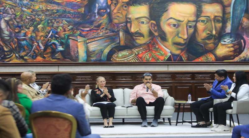 Maduro: Se libra una lucha espiritual por los valores y la humanidad