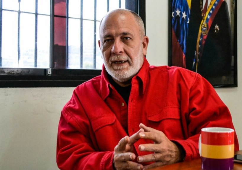 Mario Silva criticó a los beneficiados por el gobierno de Ciudad Tiuna por tocar cacerolas