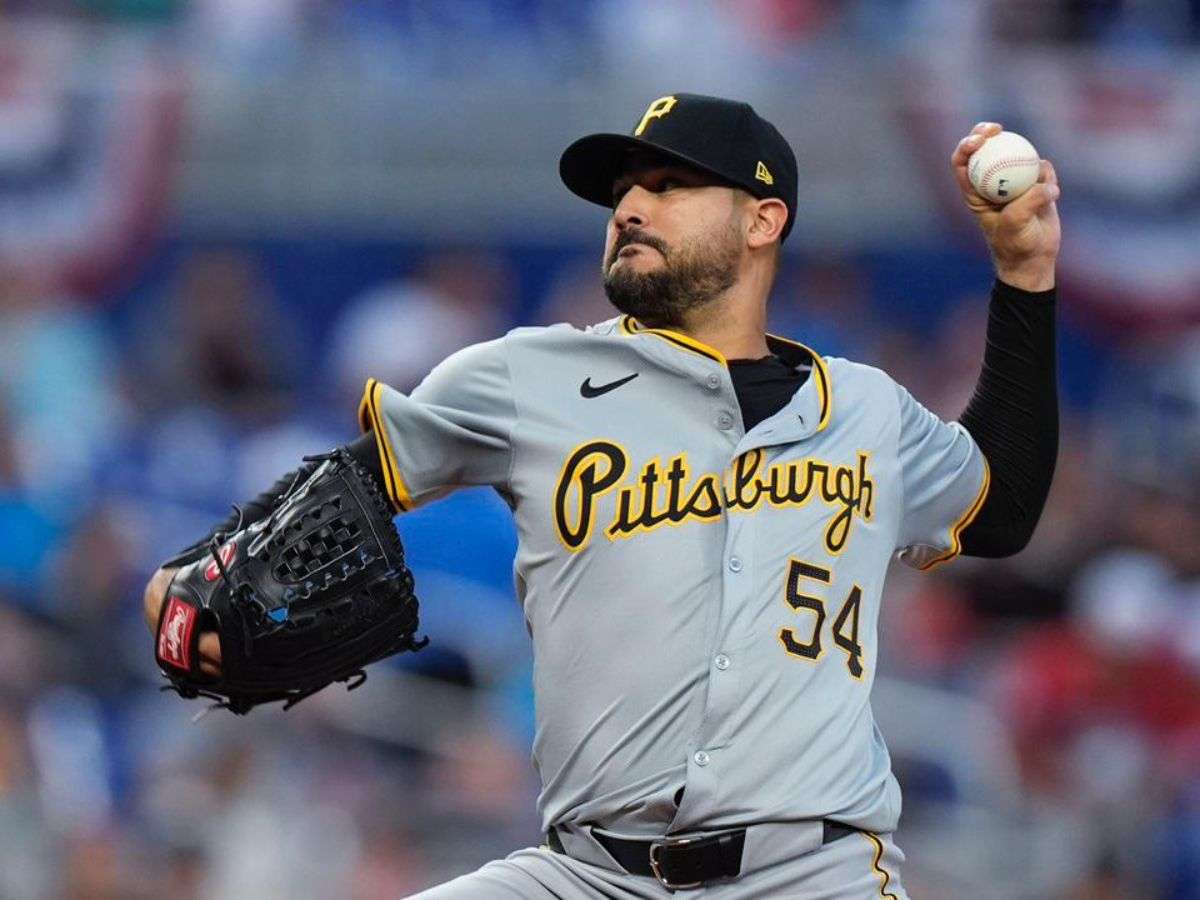 Martín Pérez será clave en pitcheo de San Diego