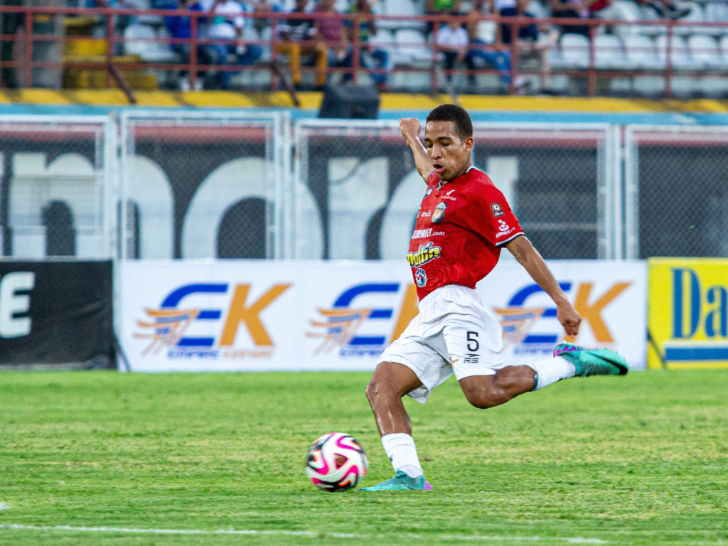 Caracas recibe a Estudiantes en el Brígido Iriarte