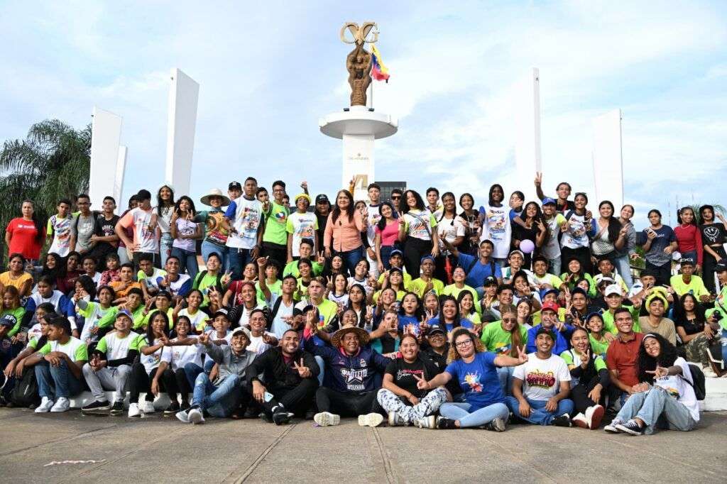 En Bolívar 300 mil chamos disfrutarán del plan vacacional Mostacho Fest
