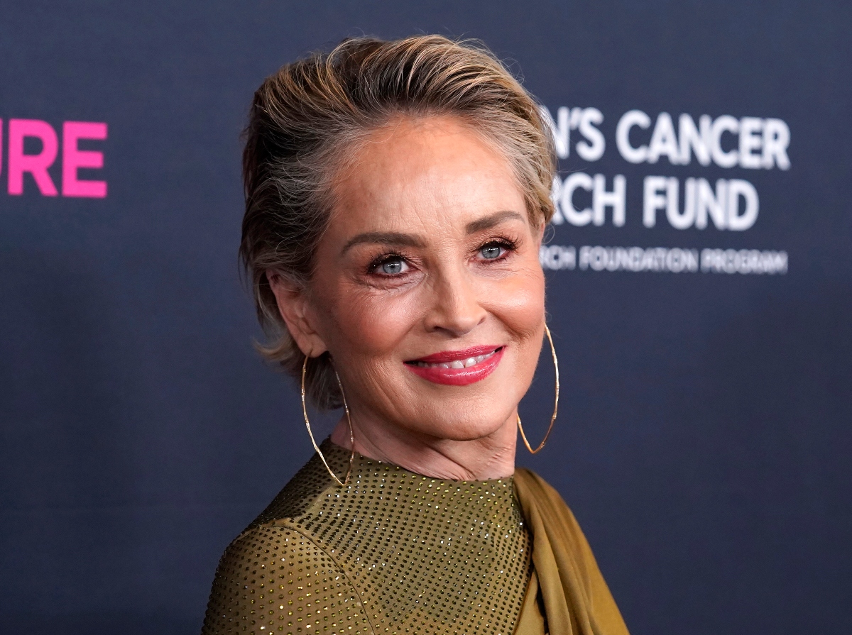 Sharon Stone recibió premio Icono de los Globos de Oro