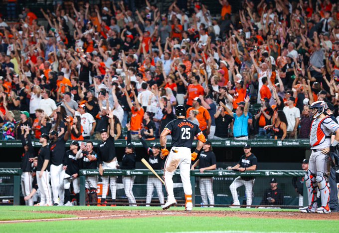 Grand Slam de Anthony Santander decisivo ante Houston