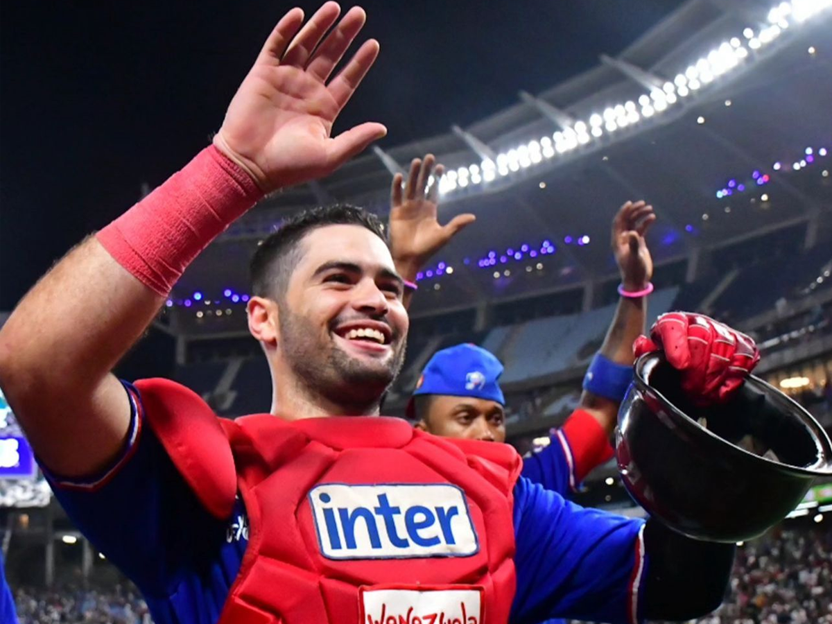 Sebastián Rivero irá por su segunda zafra con Tiburones