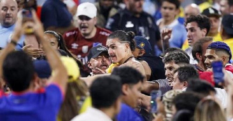 Conmebol sancionó a jugadores de Uruguay y se la pone fácil a La Vinotinto