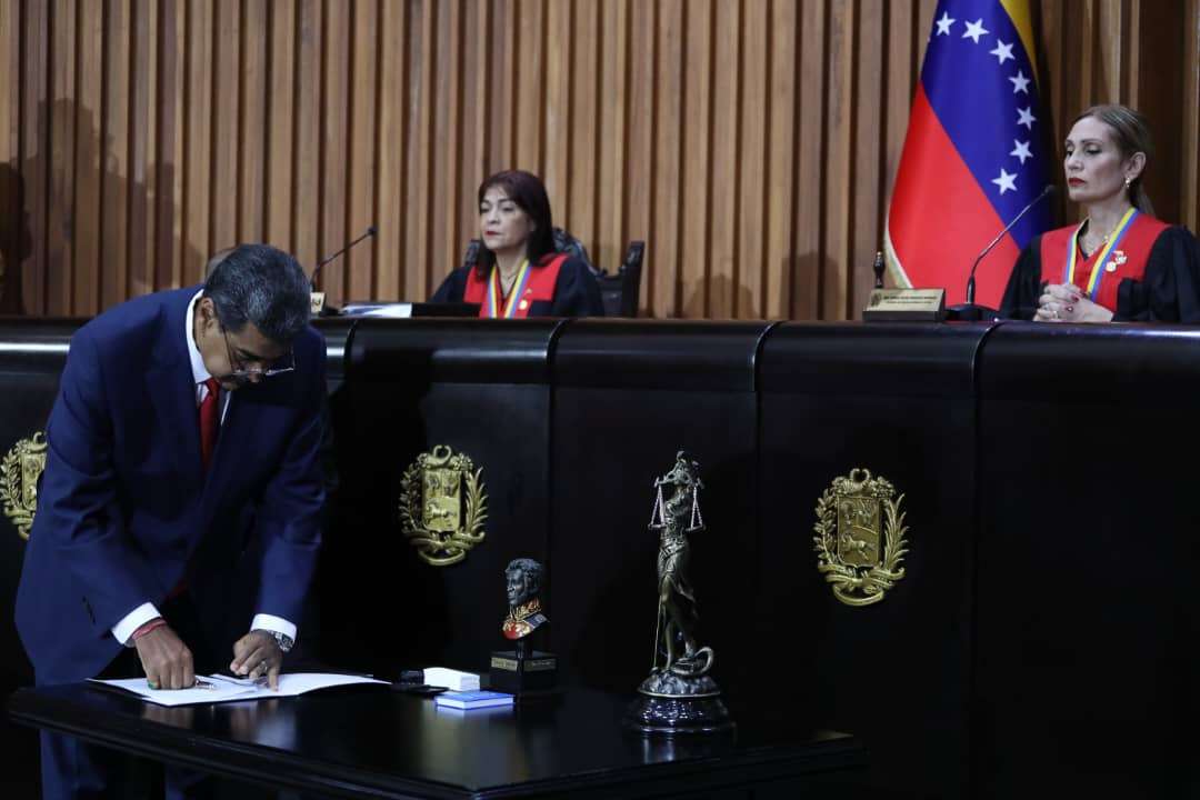 Maduro a Edmundo González: qué pretende al irrespetar al TSJ y al CNE
