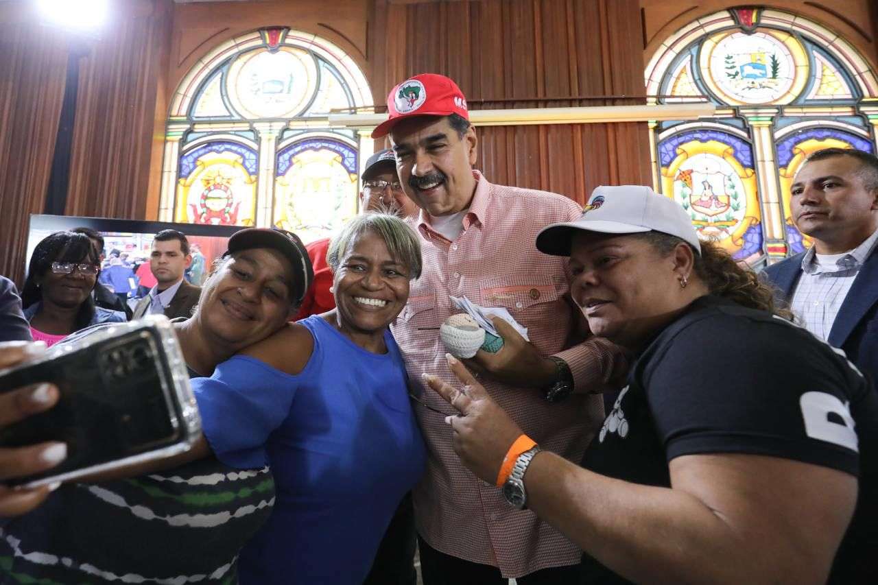 Maduro: Vamos hacia una transformación acelerada del Estado