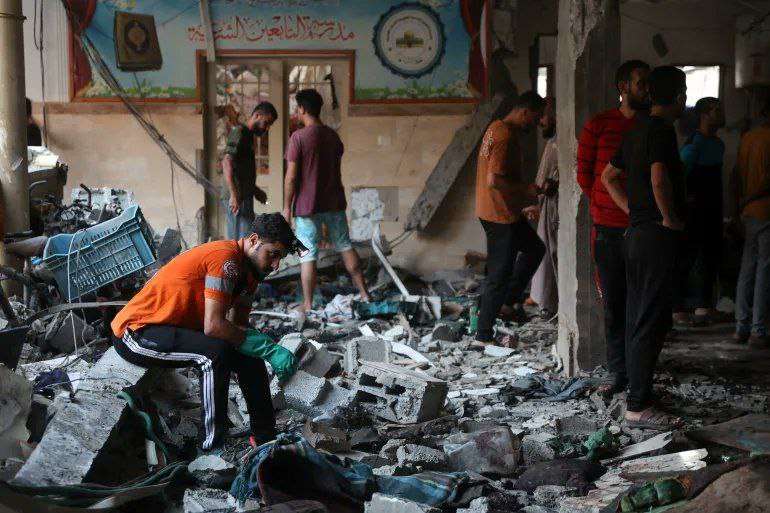 Condena mundial por la masacre israelí en la escuela Al Tabein de Gaza
