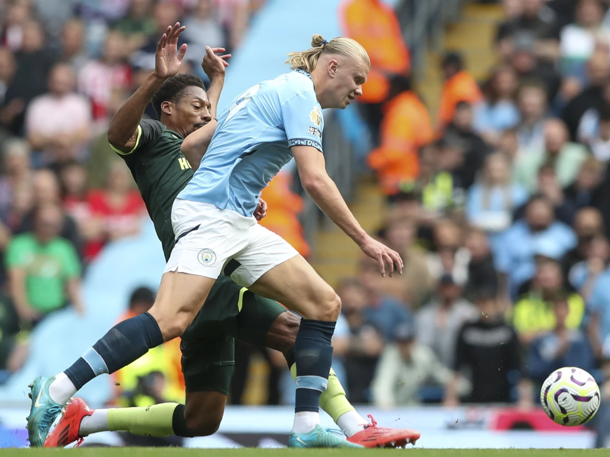Haaland llegó a 99 goles con el Manchester City
