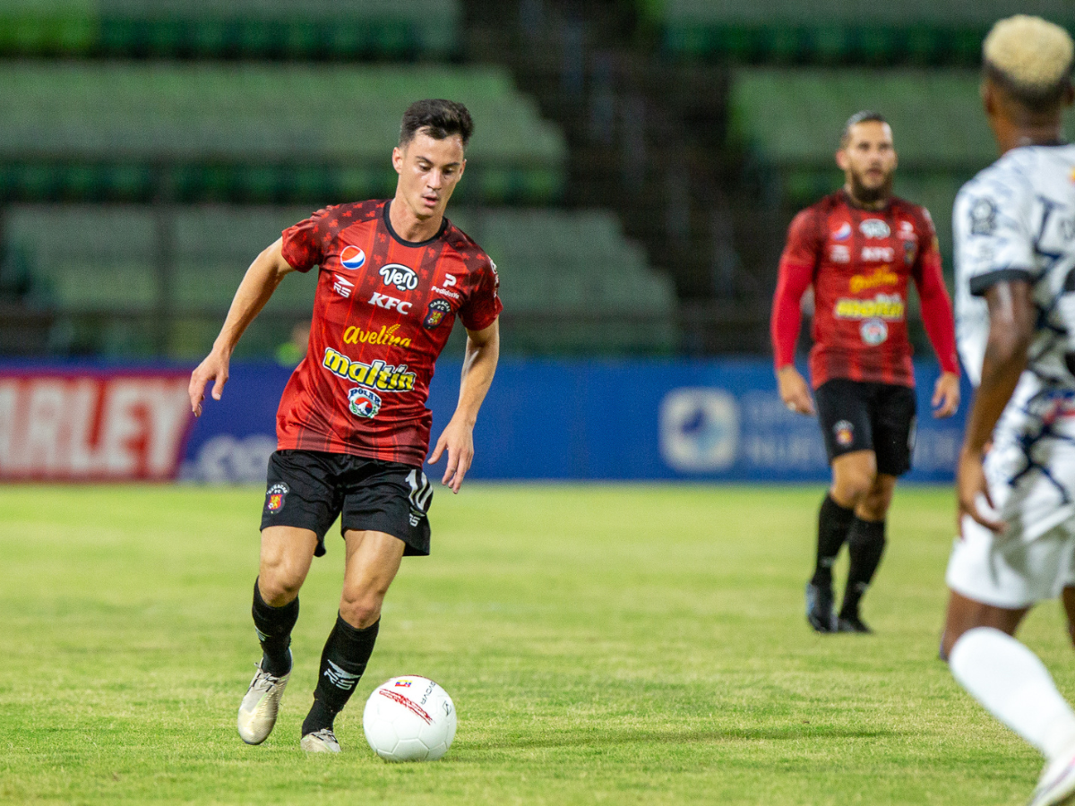 La tradición del 10 vuelve a la cancha