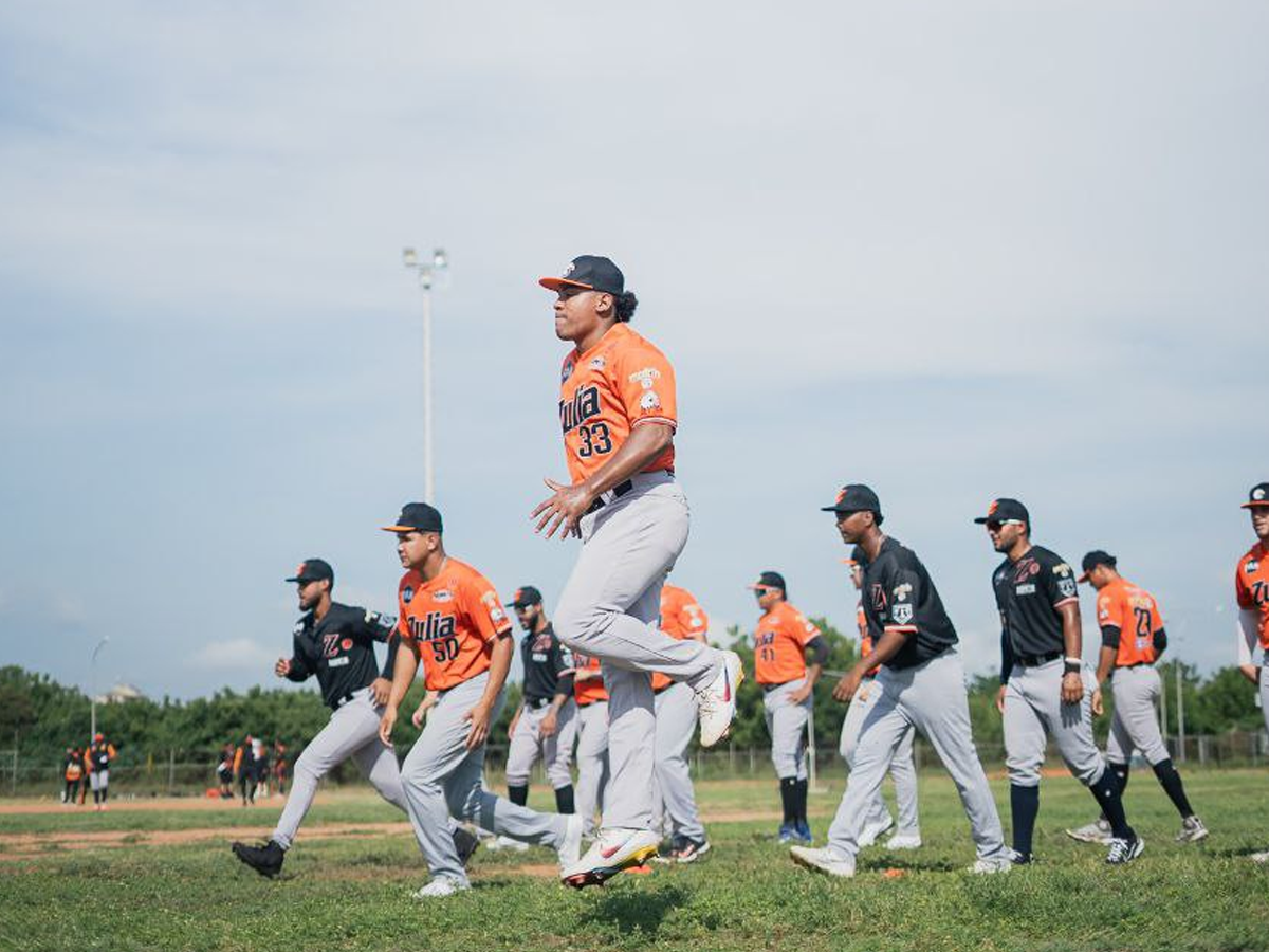 Águilas emprendió el vuelo de su pretemporada