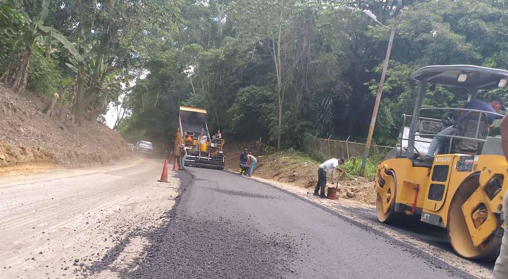 Restauran asfaltado en la carretera nacional Cúa – San Casimiro