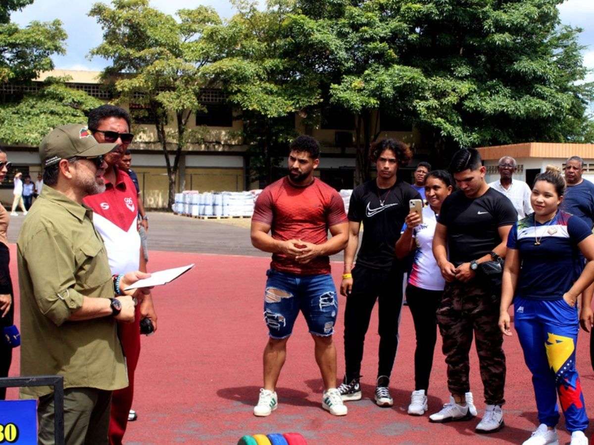 Rehabilitan Complejo Deportivo "Batalla de Carabobo"