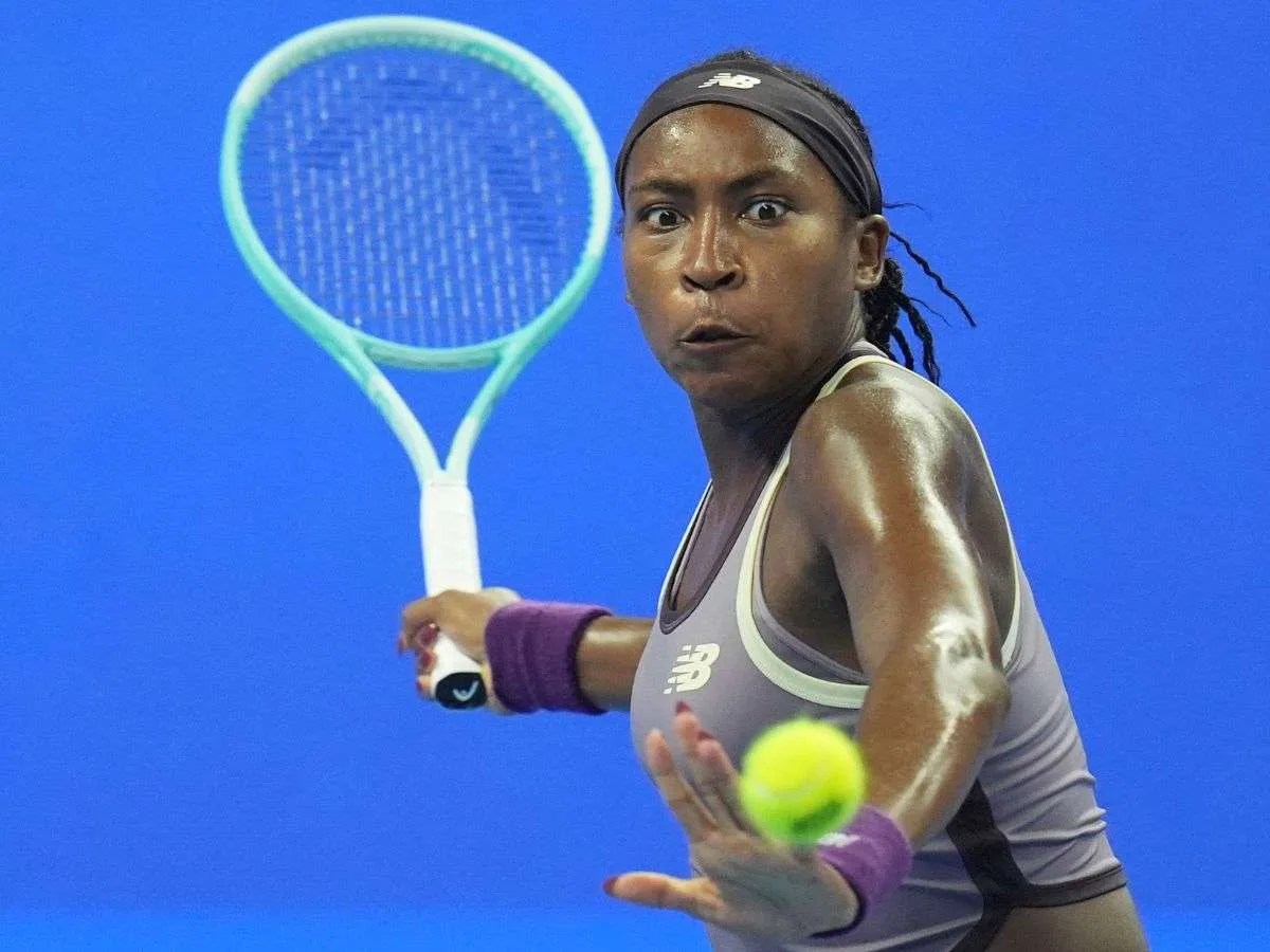 Coco Gauff vence a Burel en China