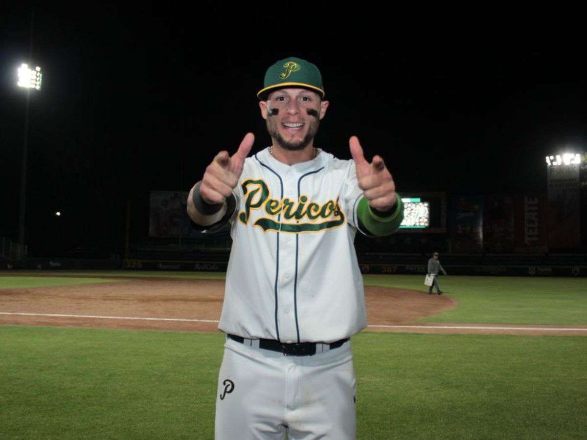 Leones suma poder boricua a sus filas