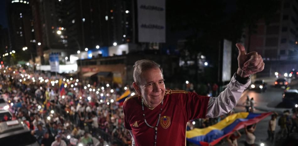 Edmundo González habló por primera vez como exiliado político