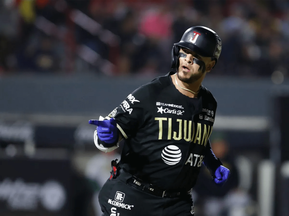 Félix Pérez firma con Cangrejeros de Santurce