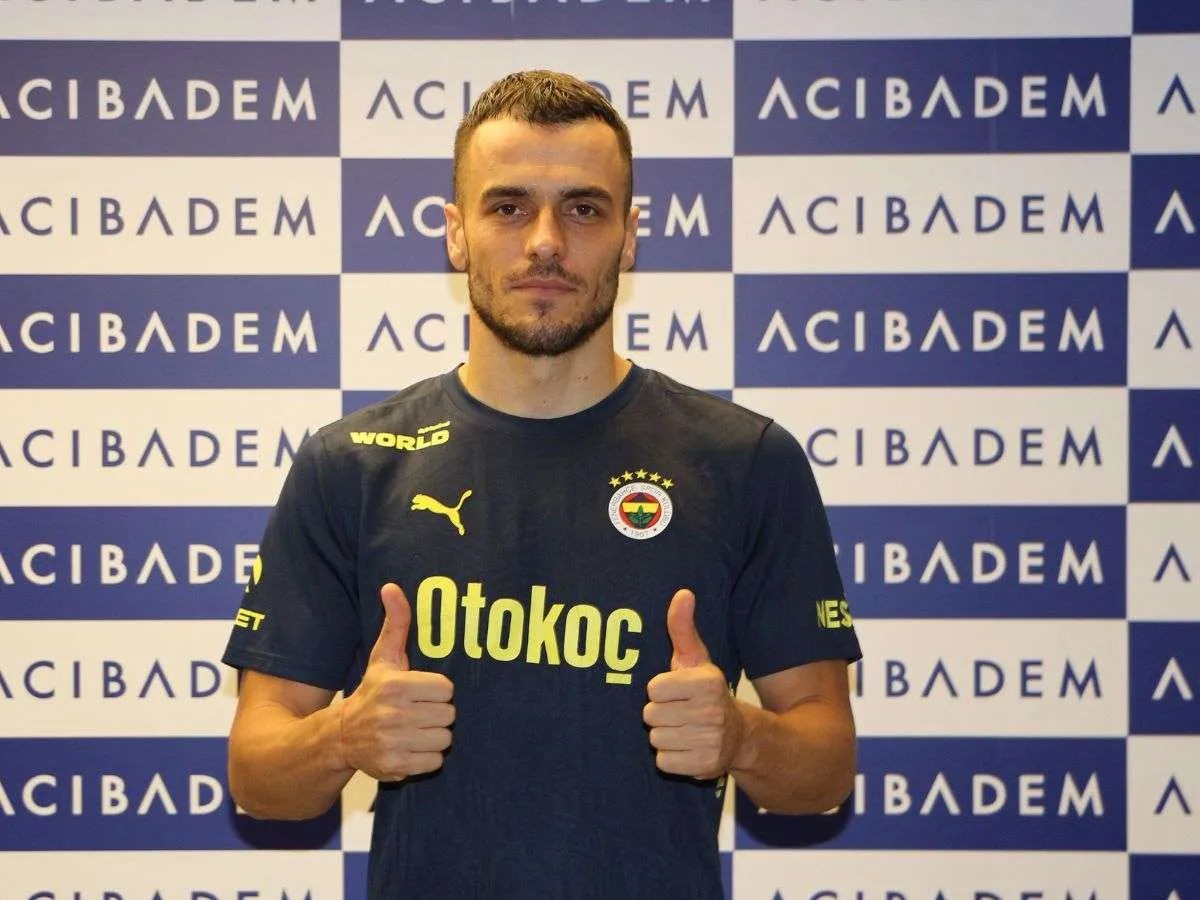 Juventus cede a Kostic al Fenerbache