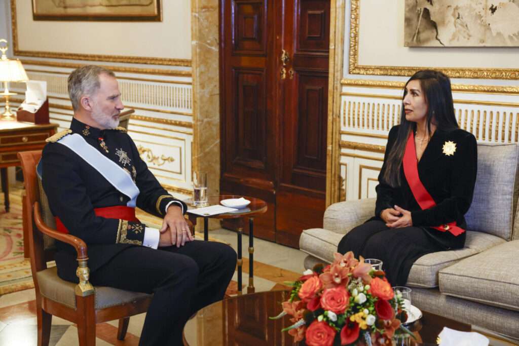 Embajadora Gladys Gutiérrez emprendió viaje de regreso a Venezuela