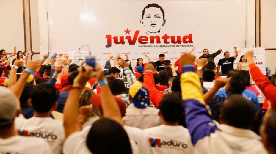 Presidente Maduro felicitó a la Juventud del PSUV por sus 16 años