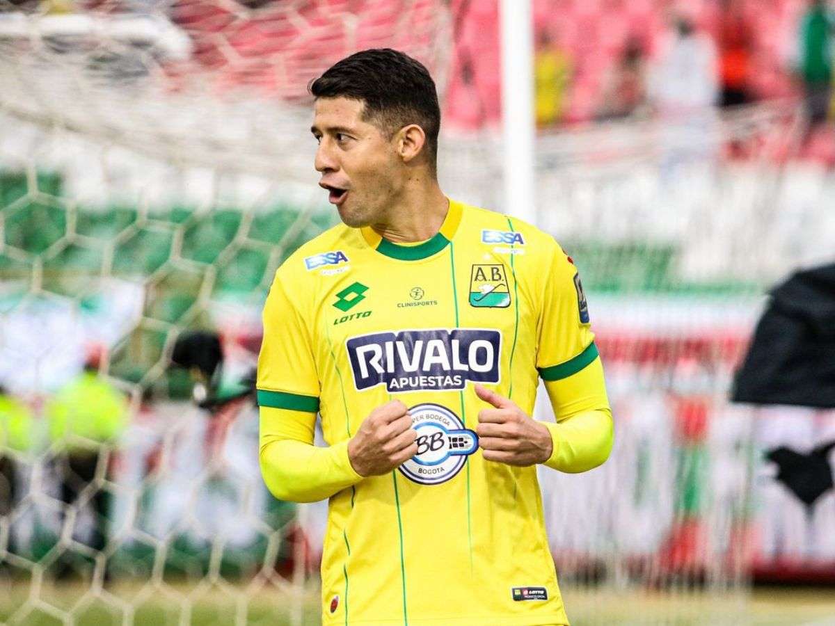 Leonardo Flores agitó las redes con el Bucaramanga