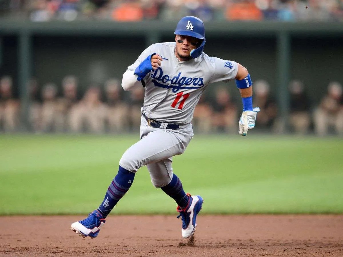 Miguel Rojas contribuyó en el triunfo de los Dodgers