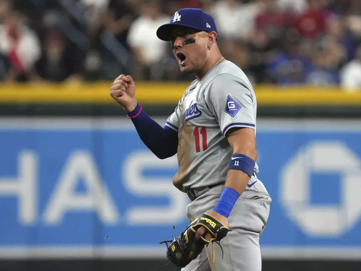 Miguel Rojas inició reacción tardía de Dodgers