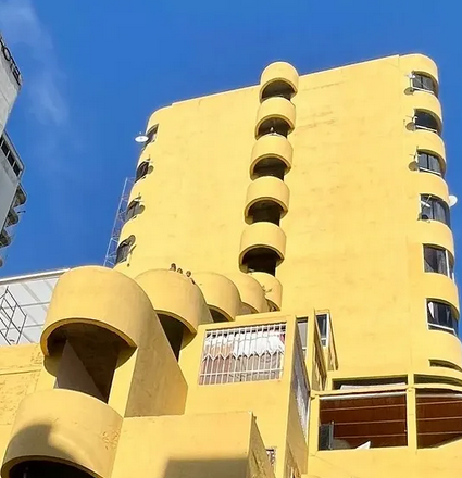 Rehabilitan edificios de la comuna Aponguao en Caracas