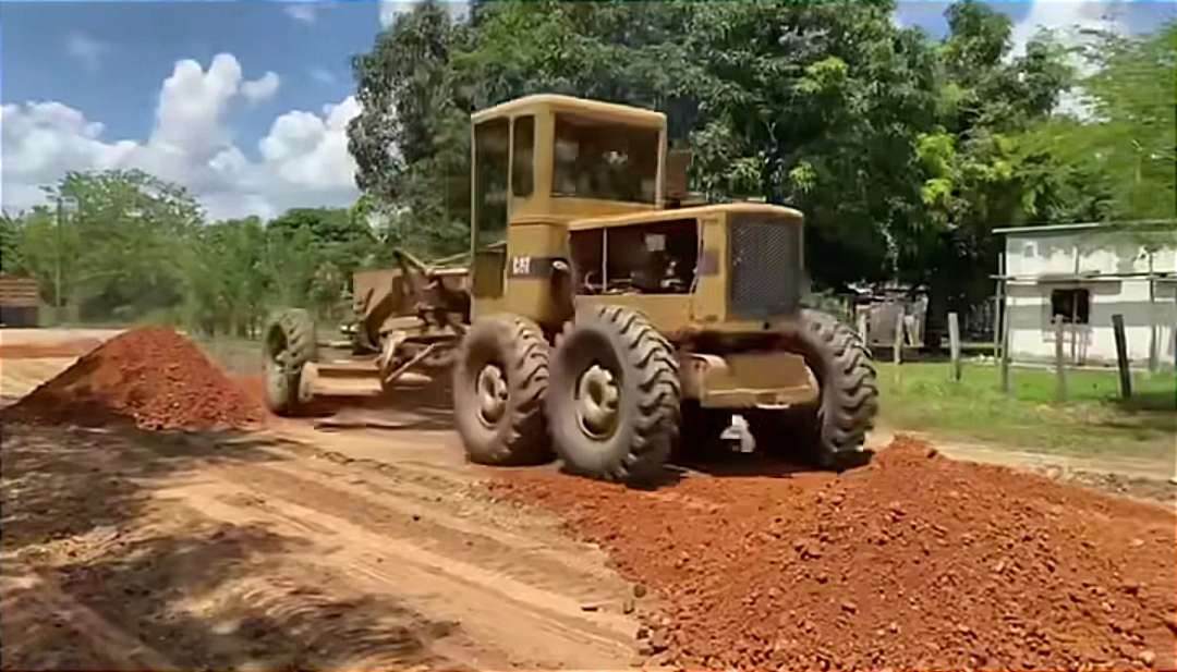 Mejoran 11 kilómetros de vialidad agrícola en Camaguán