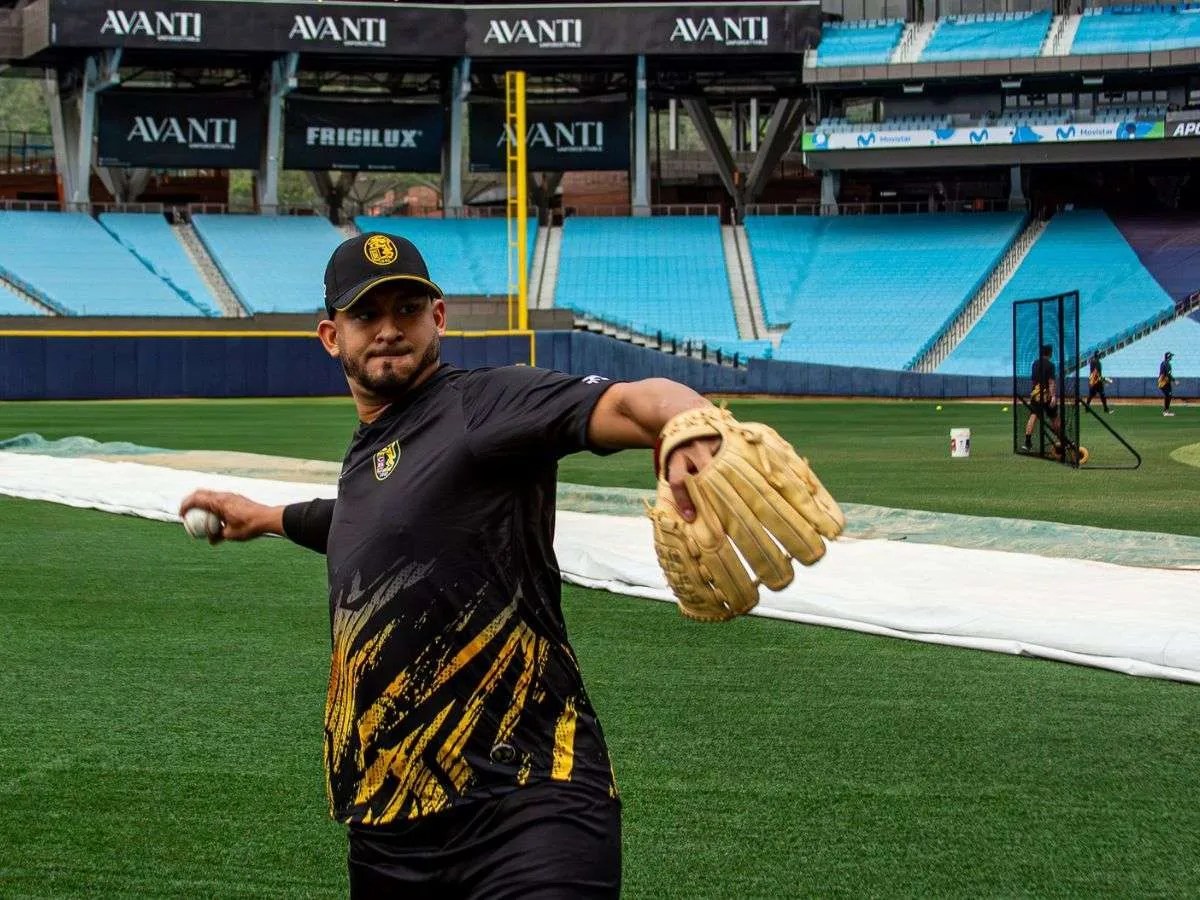 Wilfredo Boscán ya se unió a Leones