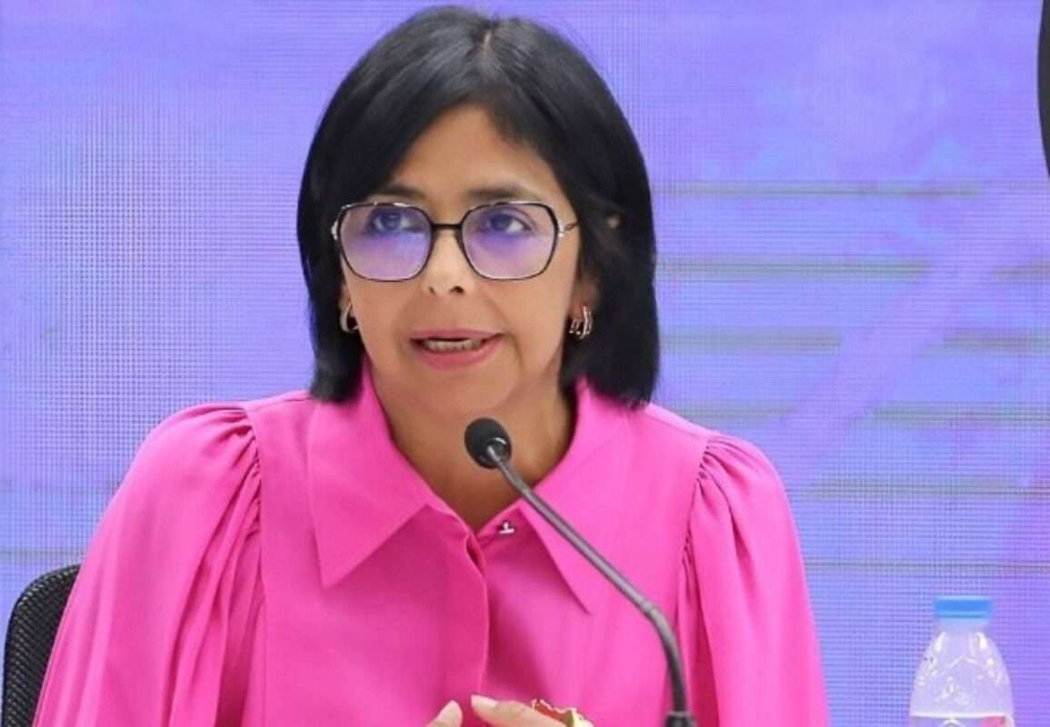 Delcy Rodríguez exige a Luis Abinader que ¡pague ya! la deuda a Venezuela
