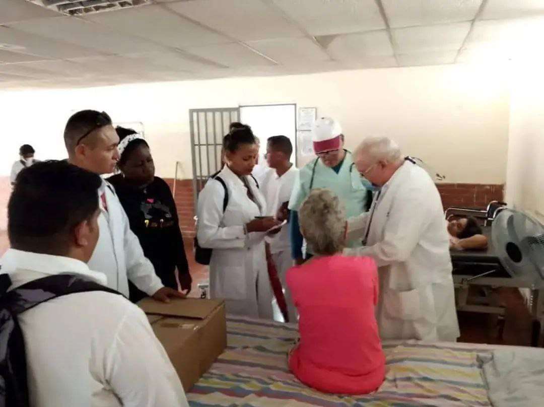 Jornada de salud integral beneficia a abuelos de Apure