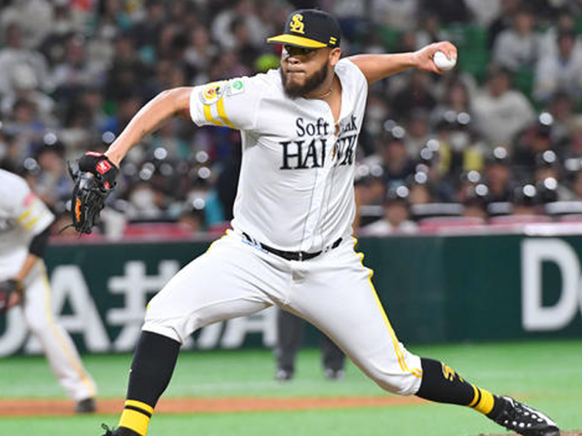 Darwinzon Hernández intraficable en la Serie de Japón