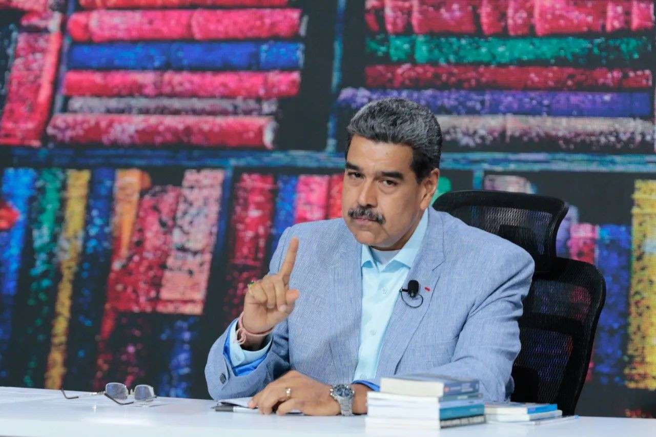 Maduro: “La Sayona está preparando su huida del país, si no se ha ido”