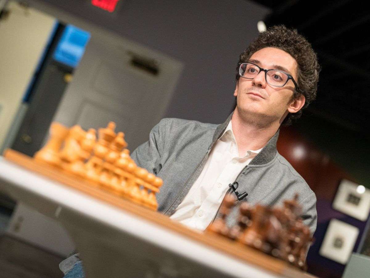 Caruana impone su clase en San Luis