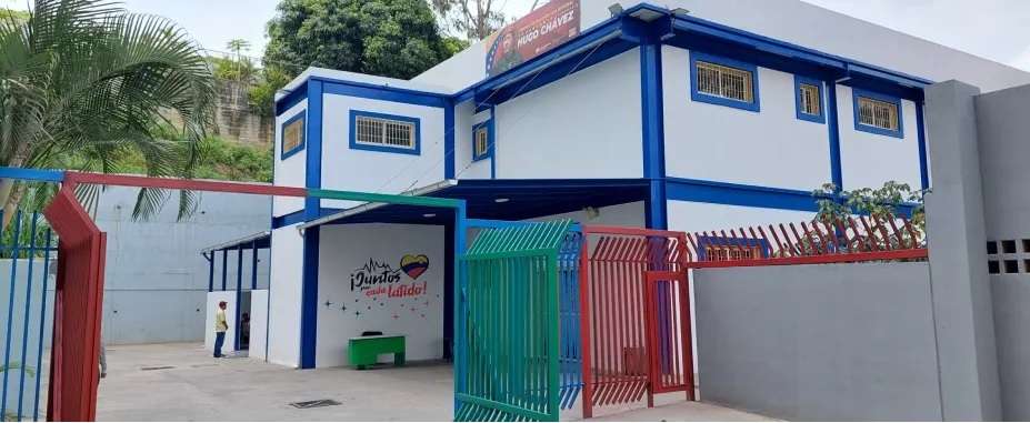 Bricomiles reparan 332 consultorios en Caracas