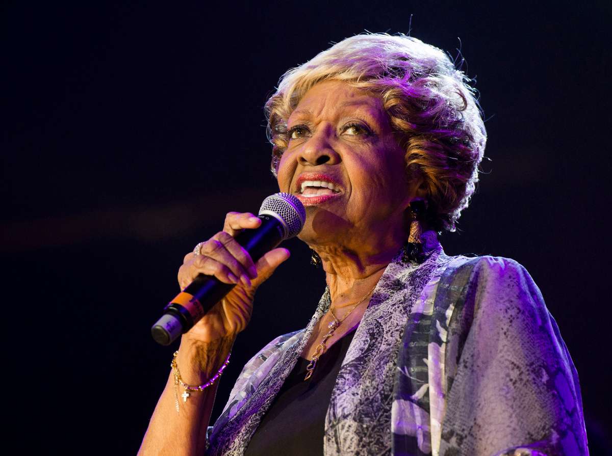 Murió Cissy Houston, cantante y madre de Whitney Houston