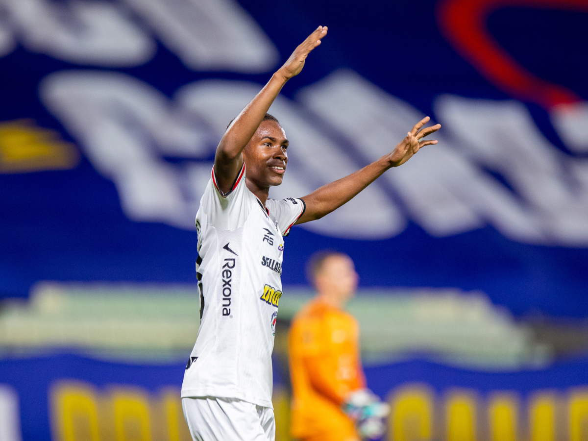 Caracas superó a la UCV 1-3