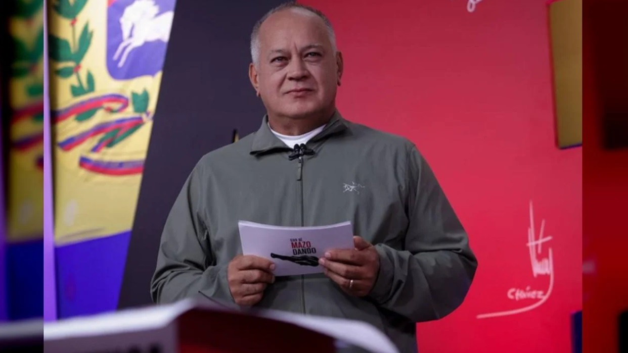 "Si usted ha pedido invasión contra su país, ¿usted puede ser candidato?"
