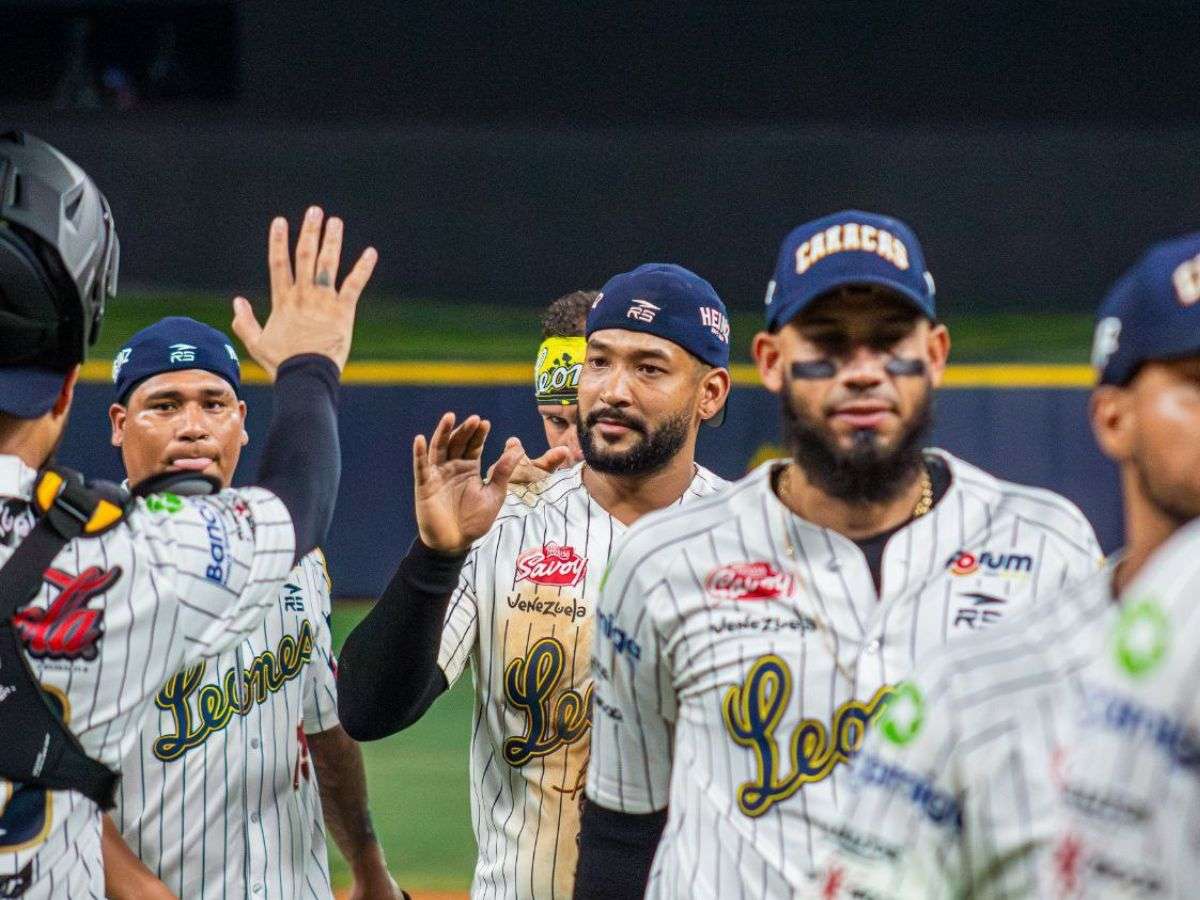 Leones ganó la batalla felina en Caracas
