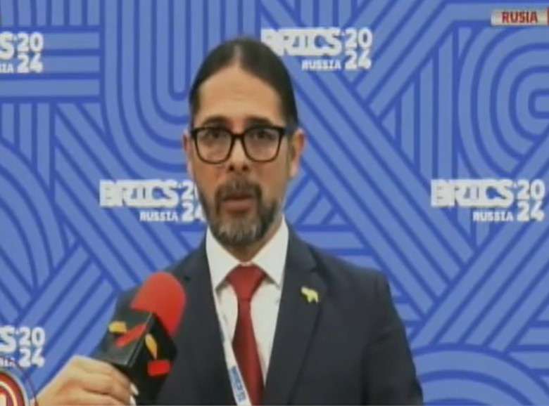 Ministro Ñáñez: Venezuela no se ha rendido ante el imperio