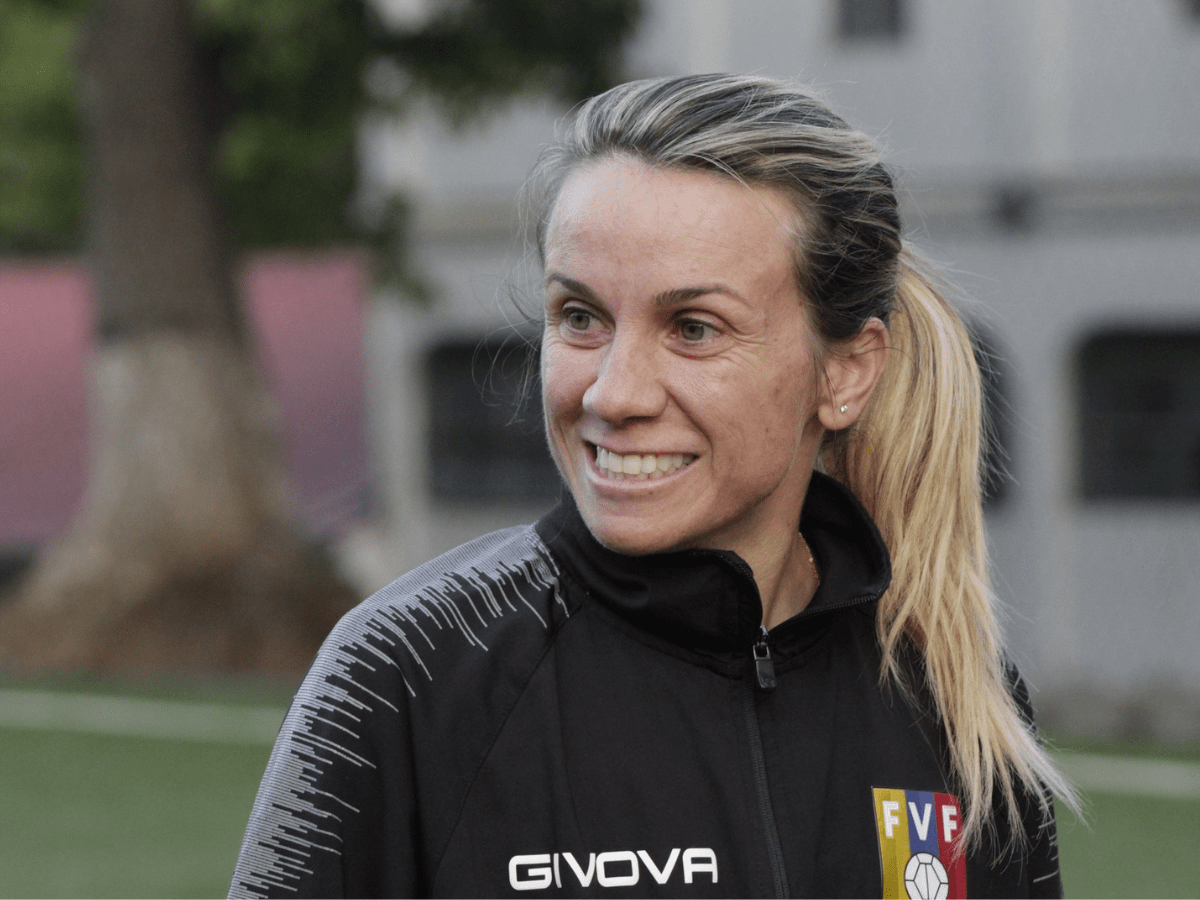 La FVF tardó mucho en salir de la DT