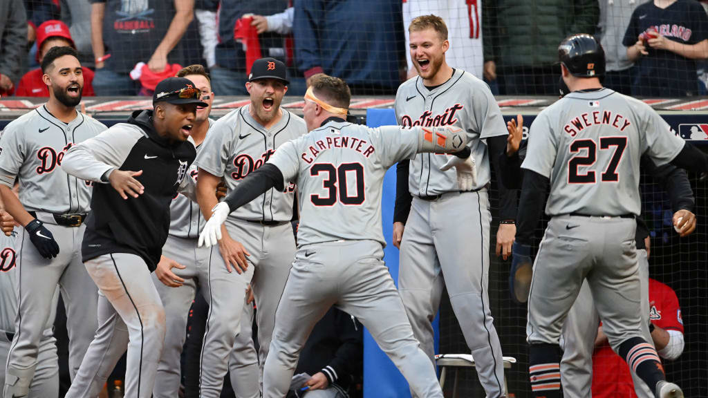 Detroit empata la Serie Divisional con blanqueada y poder
