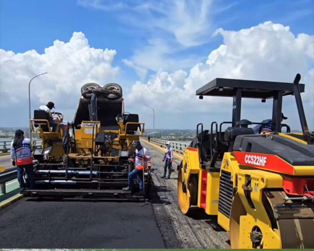 Más de 7.500 toneladas de asfalto colocadas en puente Rafael Urdaneta